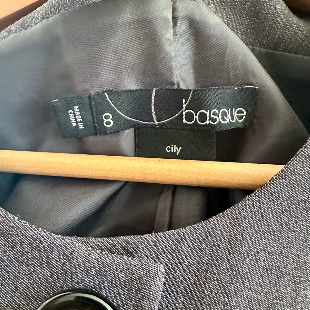 Basque Cropped Button-Up Grey Jacket 🧥✨ - Picture 4 of 4